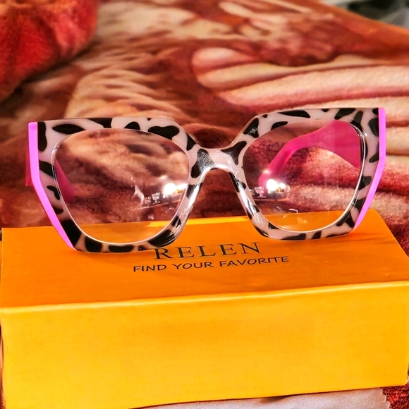 RELEN - Find Your Favorite - Accessories - Pink Arms & Black Zebra on Frame W/Pink Outer Frame Accent - Geometric Glasses